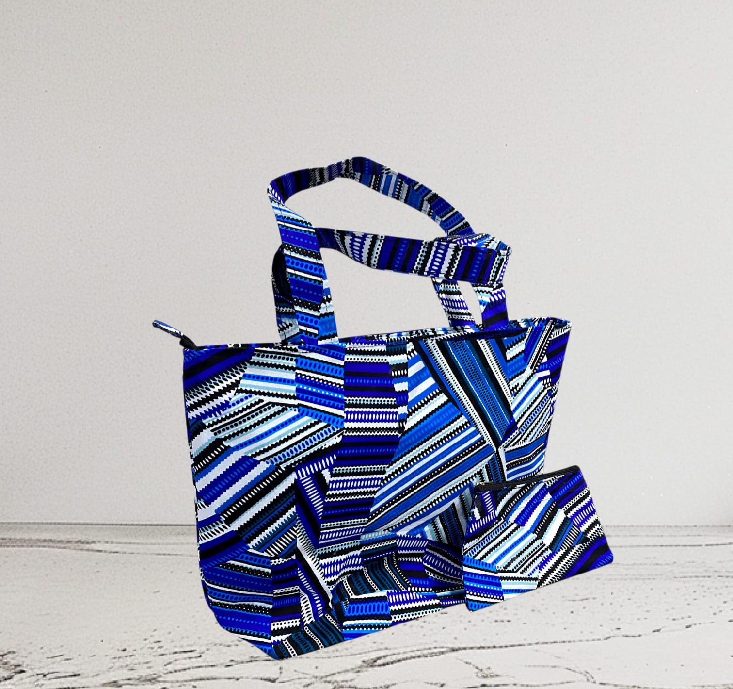 2-in-1-ankara-bag-african-handmade-selections-souvenirs. Handmade 2 in 1 Ankara bag with African print fabric and stylish leather finish from Selections Souvenirs