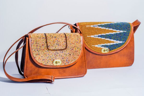 BEADED LEATHERD BAG 2 scaled
