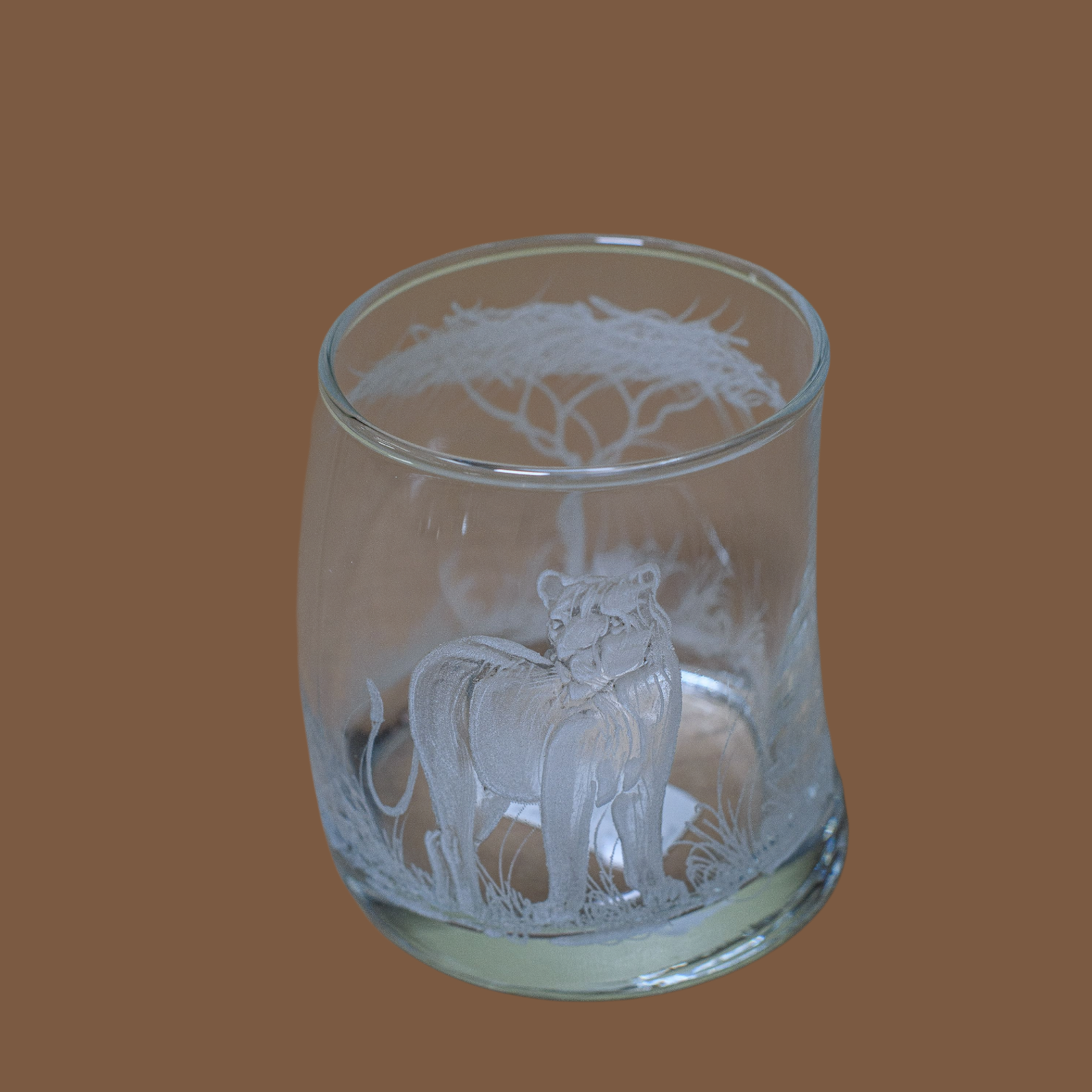 ENGRAVED PENGUIN GLASS ENGRAVED PENGUIN GLASS